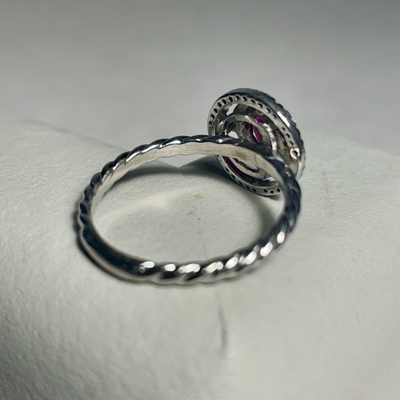 Stunning RUBY and DIAMOND Ring - Picture 5 of 9